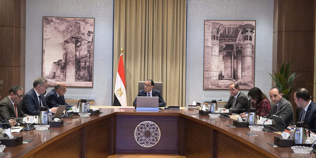 مدبولى يتابع جهود تأمين استدامة تشغيل محطات الكهرباء