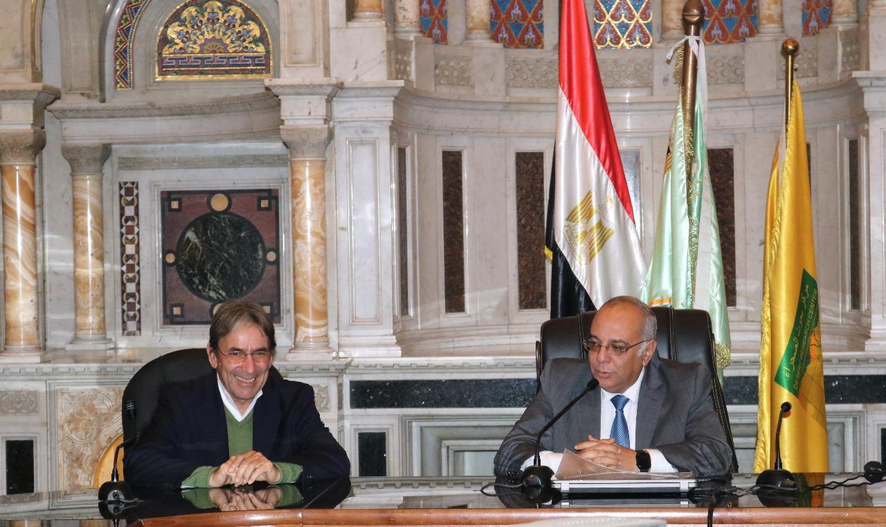 رئيس مركز بحوث الصحراء 