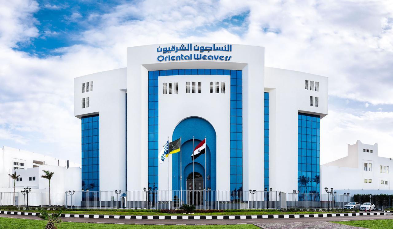 النساجون الشرقيون
