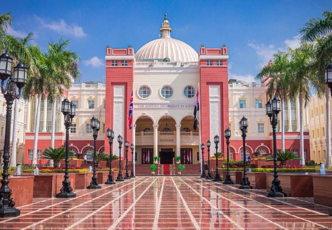 الجامعة البريطانية