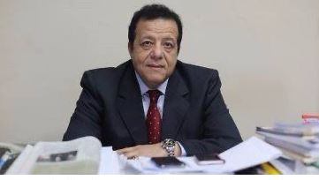 عاطف عبد اللطيف
