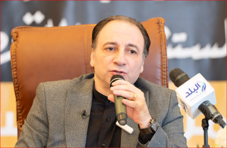 أيمن حامد 