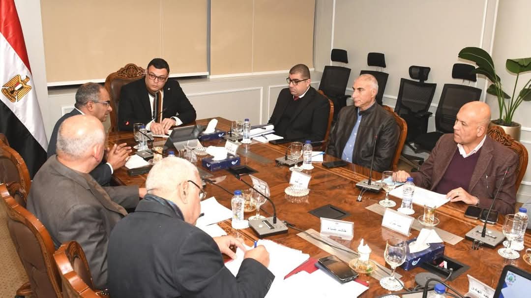 وزير الإسكان 