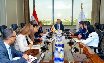  وزير التموين والتجارة الداخلية