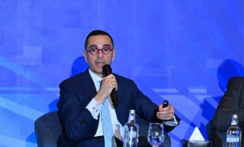  وزير الاستثمار والتجارة الخارجية
