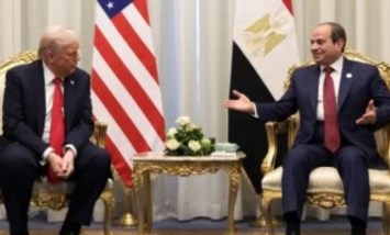 الرئيسان السيسي وترامب خلال قمة السلام 