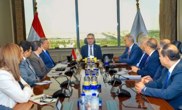 وزير التموين والتجارة الداخلية