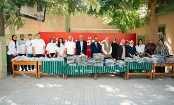 شركة إي آند 