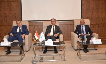 وزير التموين 