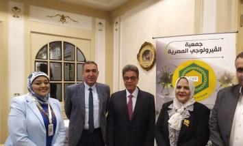 نقيب البيطرين خلال المؤتمر 