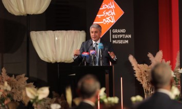 وزيرا السياحة والآثار والإتصالات يشهدان توقيع إتفاقية الشراكة الإستراتيجية بين ليجاسي و فودافون مصر