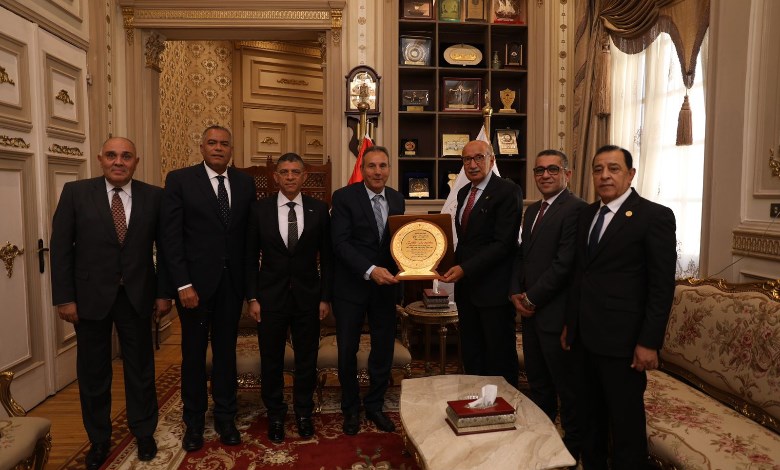 جانب من الزيارة 
