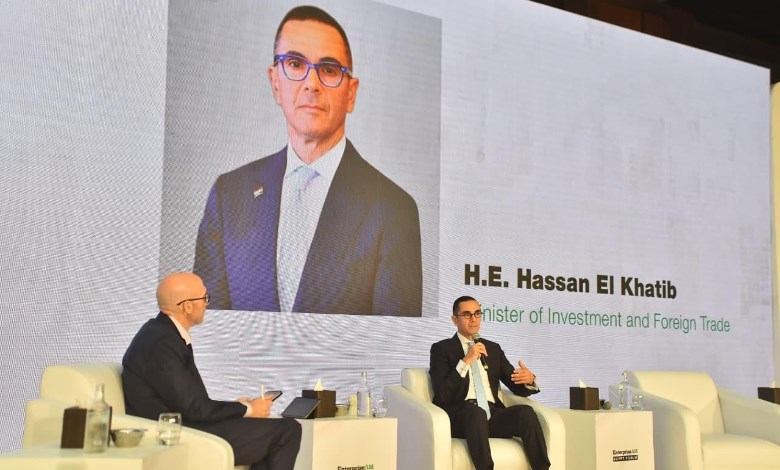 وزير الاستثمار والتجارة الخارجية