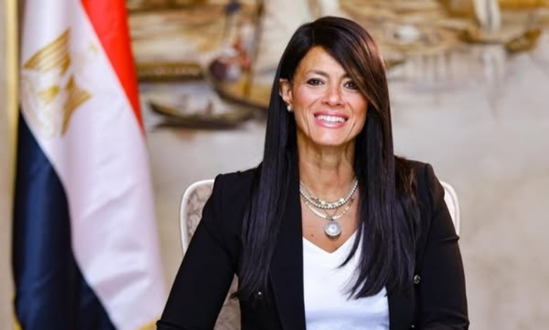 وزيرة التخطيط والتنمية الاقتصادية 