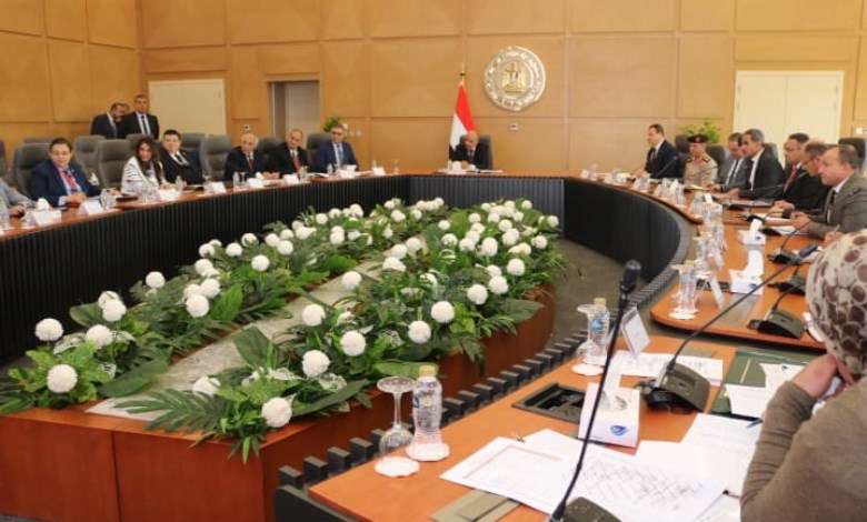  الدكتور محمود عصمت وزير الكهرباء والطاقة المتجددة