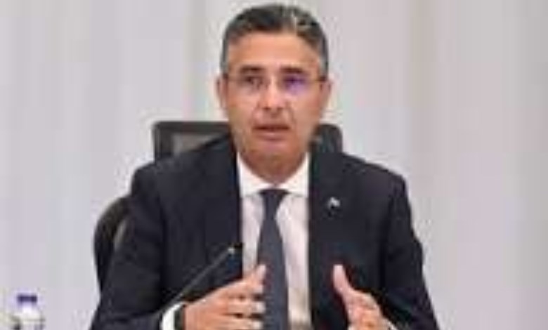 وزير التموين 