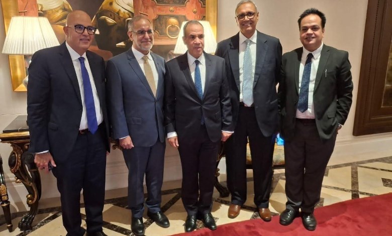 وزير الخارجية 