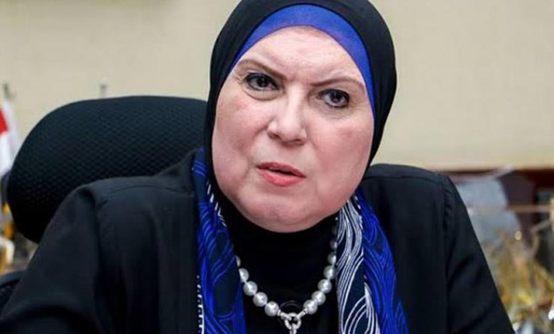  نيفين جامع