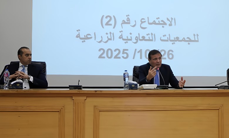 وزيرا الزراعة والشؤون النيابية 