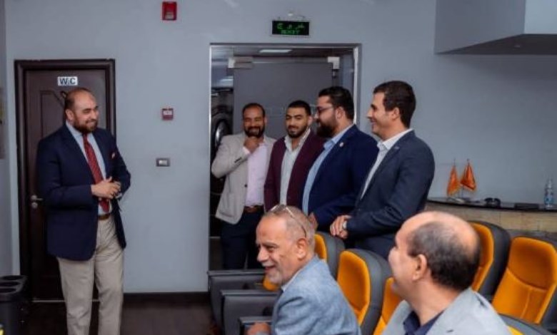 خلال الزيارة