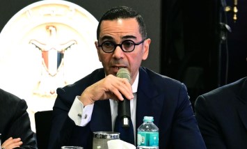 وزير الاستثمار والتجارة الخارجية