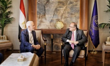 رئيس هيئة الدواء المصرية