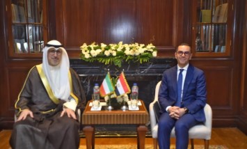 وزير الاستثمار والتجارة الخارجية