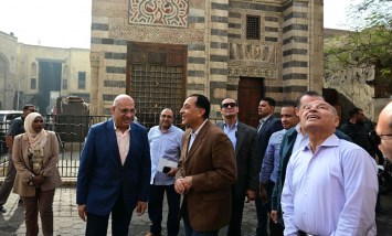  رئيس مجلس الوزراء