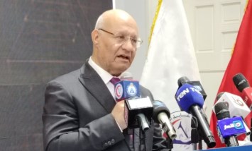  رئيس لجنة قطاع الطب البيطري