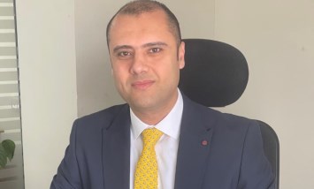 وسام كامل 
