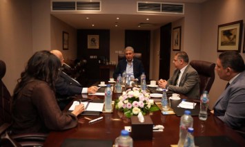 وزير السياحة يلتقى رئيس المجلس العالمي للسفر والسياحة (WTTC)