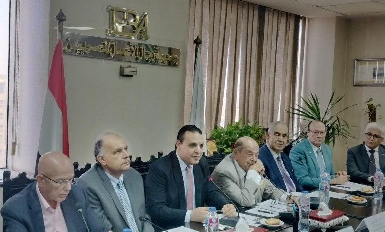  التمثيل التجاري المصري وجمعية رجال الأعمال