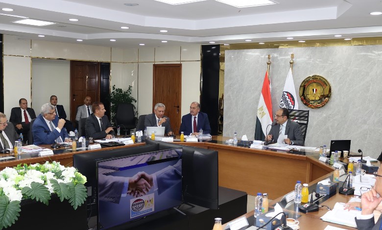  وزير قطاع الأعمال العام