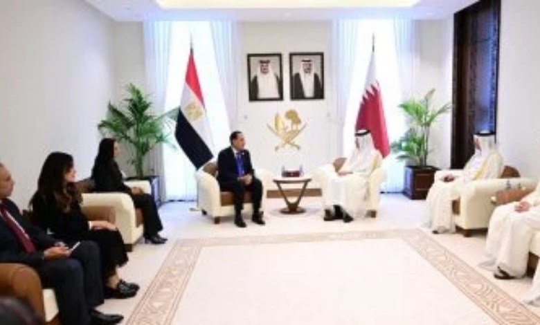 جانب من لقاء رئيسى وزراء قطر ومصر