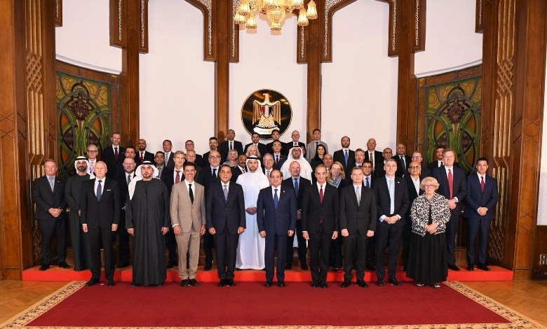 مائدة مستديرة