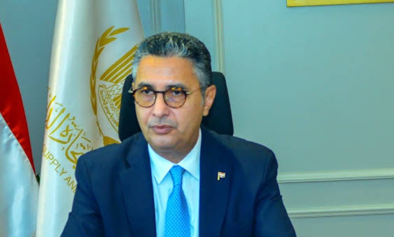 وزير التموين