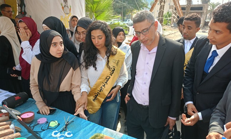 خلال اللقاء