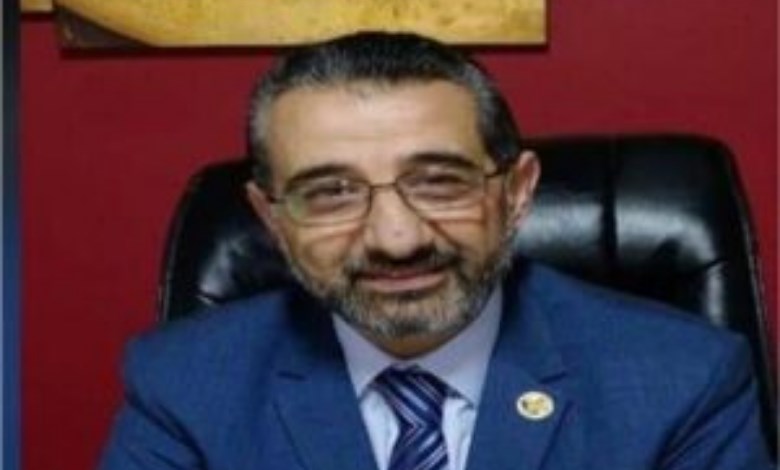 عمرو السمونى