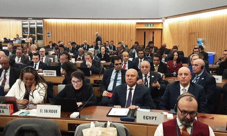 وزير النقل خلال تواجده بالمنظمة البحرية الدولية