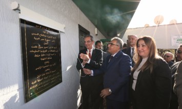 وزير الاتصالات أثناء الافتتاح