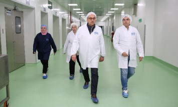 وزير قطاع الأعمال العام