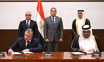 أثناء التوقيع