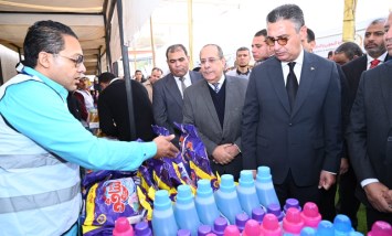 وزير التموين