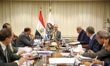 وزير قطاع الأعمال العام