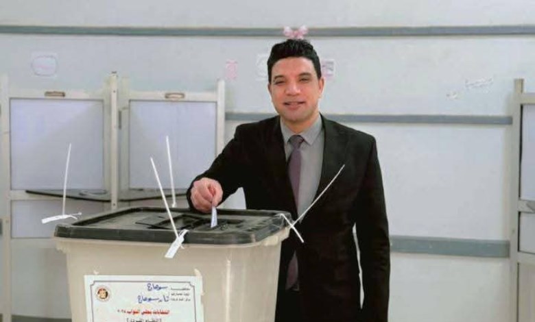 نائب محافظ سوهاج يدلي بصوته في الانتخابات 
