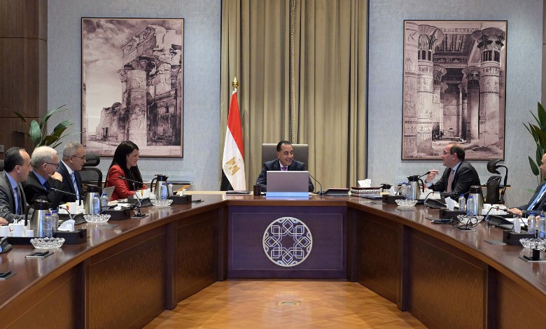  رئيس مجلس الوزراء