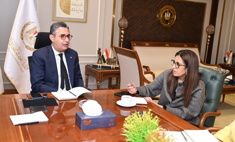 وزير التموين 