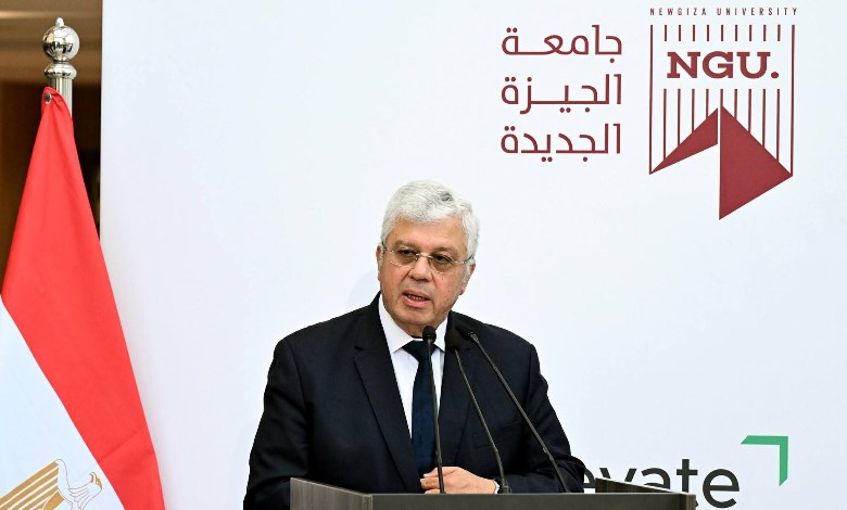  أيمن عاشور