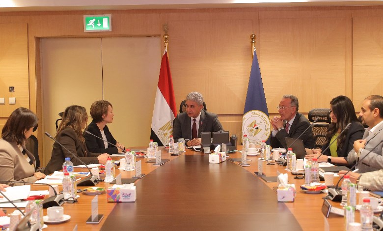 وزير السياحة والآثار