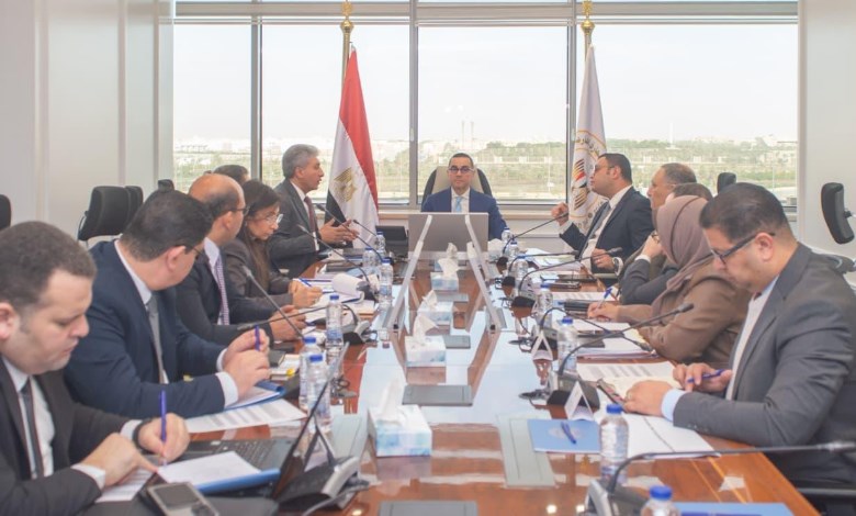 وزير السياحة والآثار